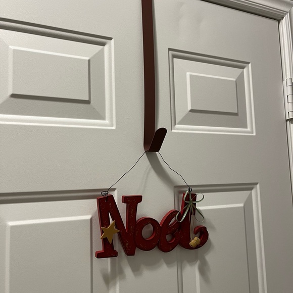 Christmas Decoration: Noel sign + Door hanger (Bundle Only) - Picture 2 of 3